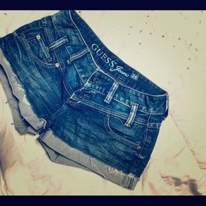 Guess jean shorts 26